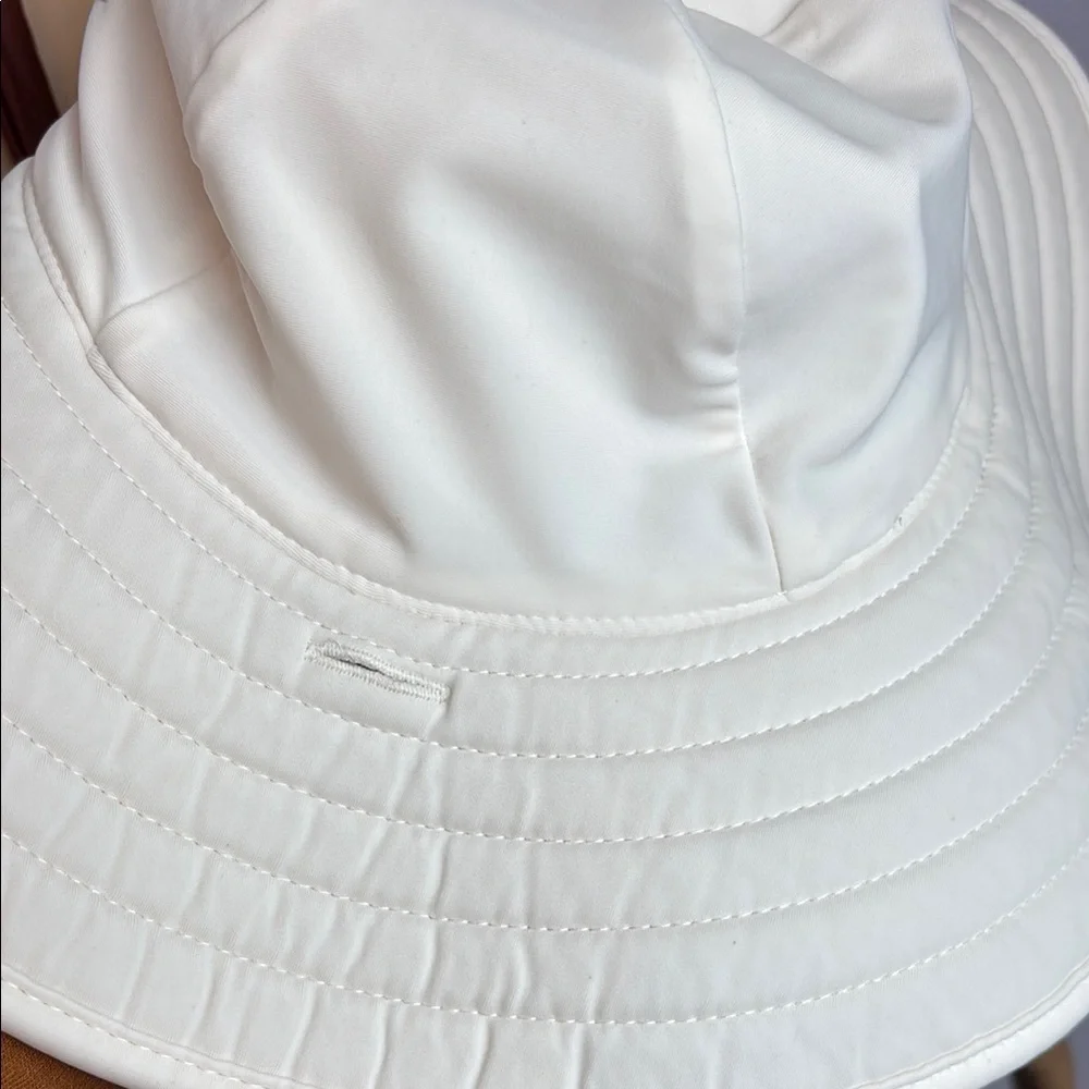 Hurley White Quilted Brim Bucket Sun Hat